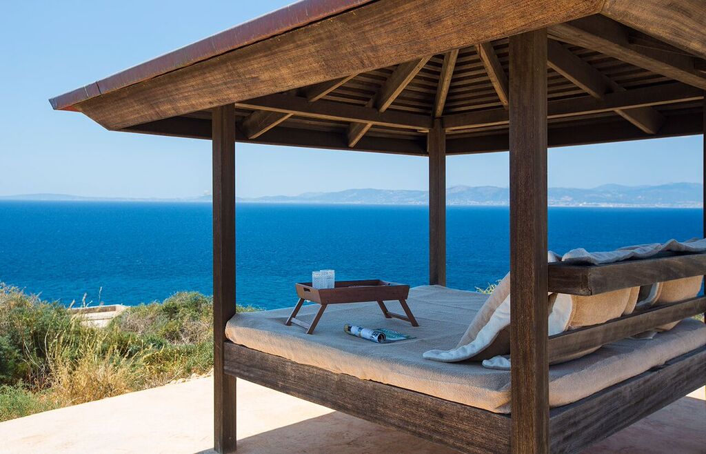 Get comfortable on your cabana - Cap Rocat - Luxury Hotels