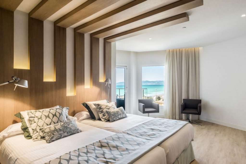 Pure Salt Garonda Hotel - Sea view Room with balcony 