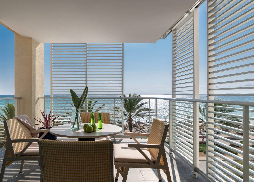 Pure Salt Residences - Balcony views - Services Apartment Palma 