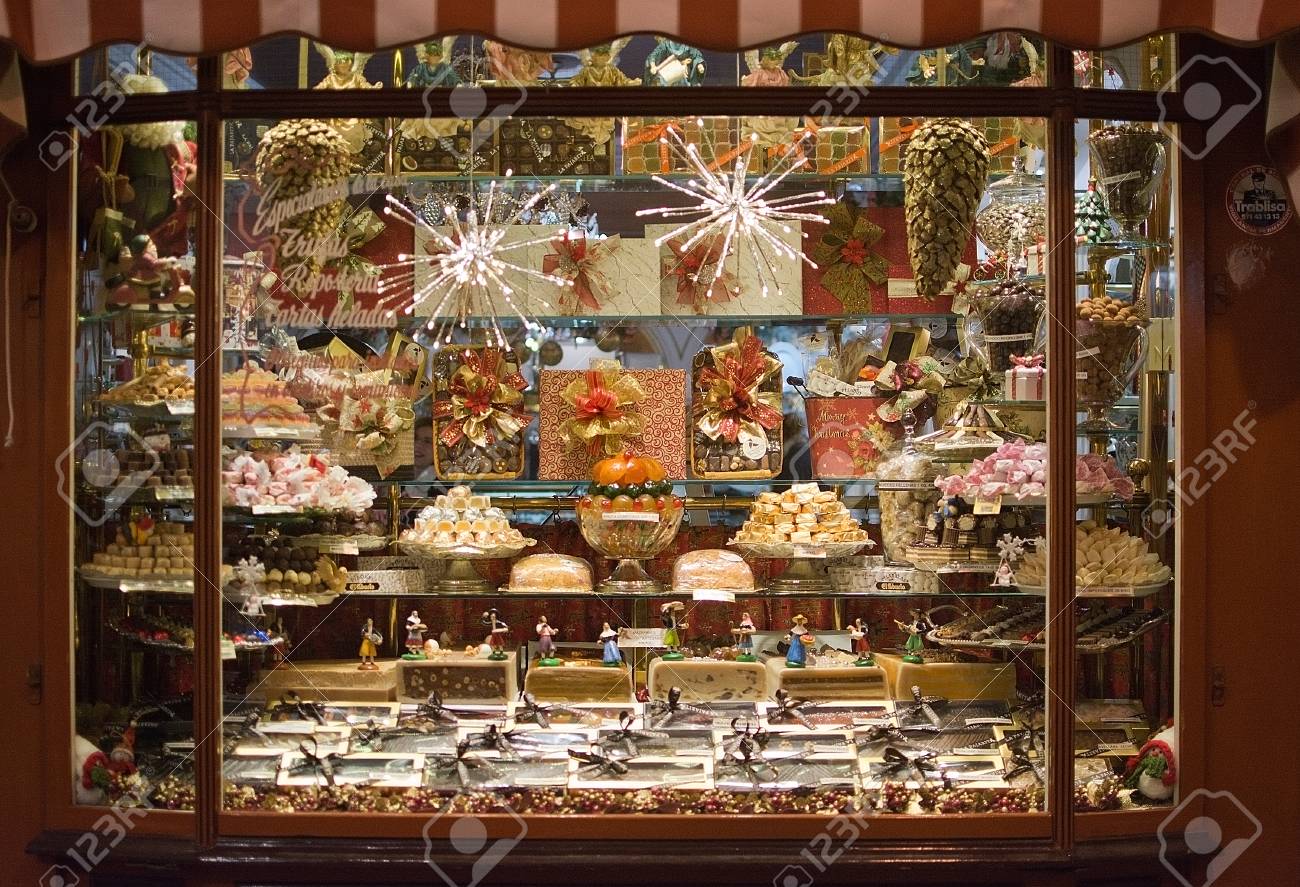 Sweet shop and delicatessen in Palma at Christmas