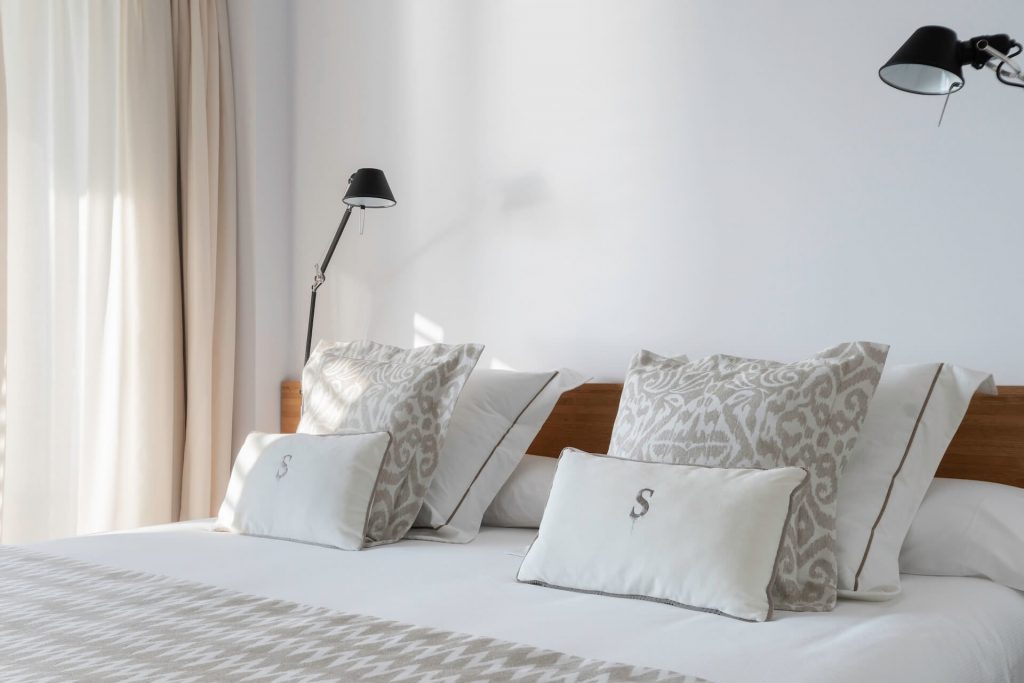 Pure Salt Residences Seaview Apartment Bedrooms - Luxury Linens 