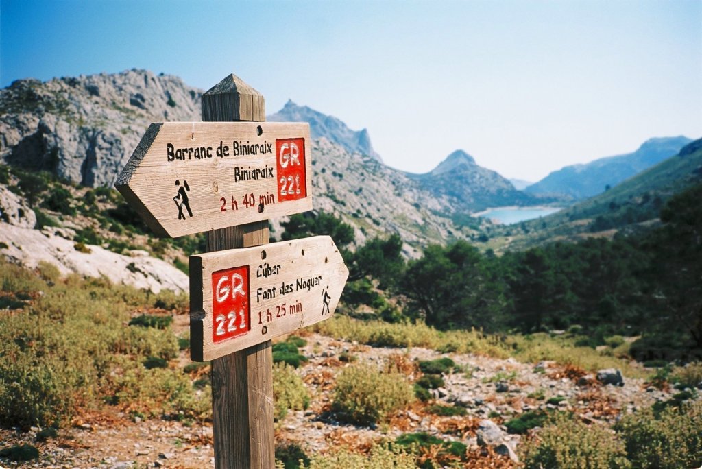 Walking Signs Mallorca - Mountain Goats Mallorca 