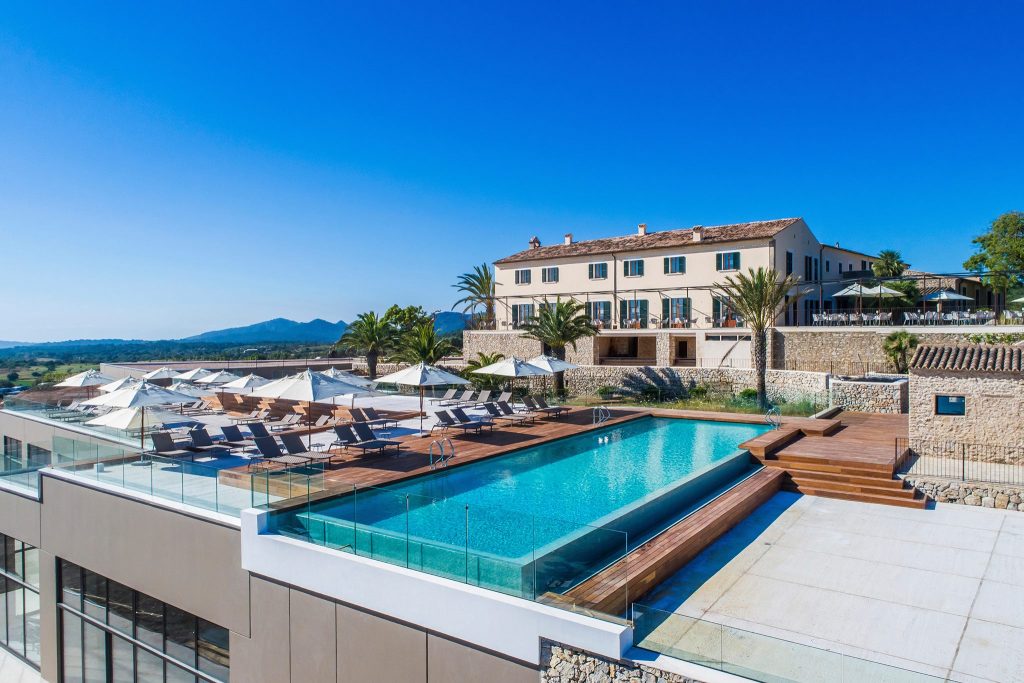 Carrossa Spa Villas Majorca - Main pool and house