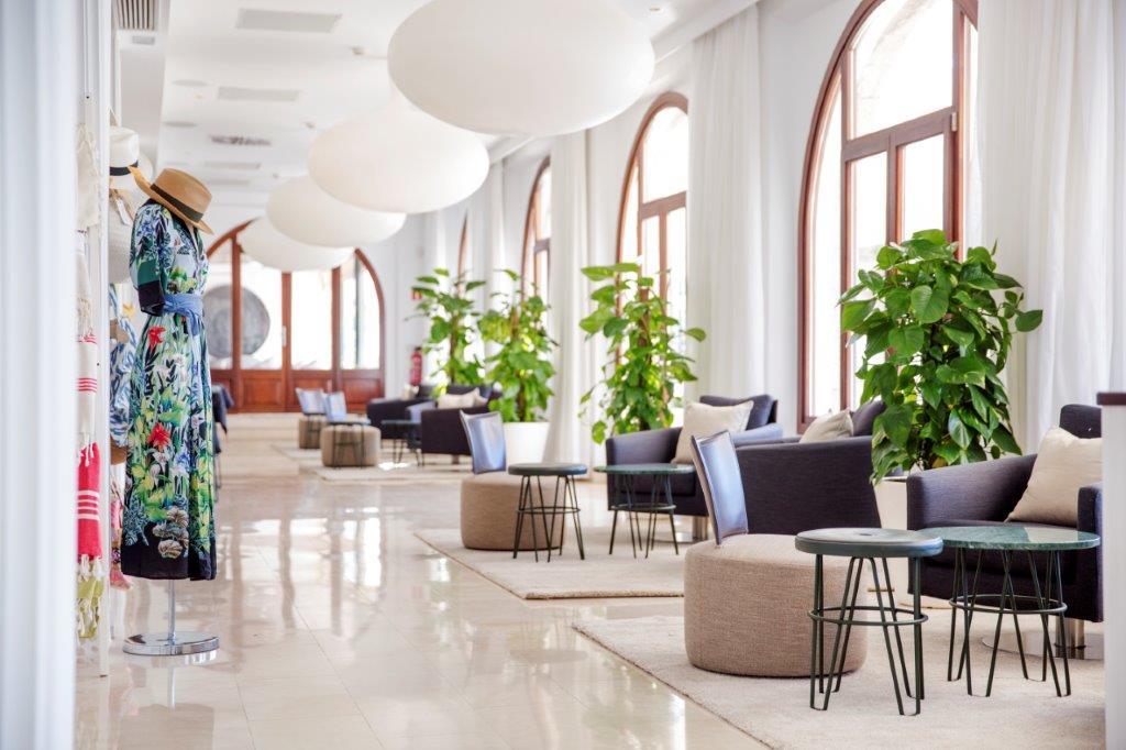 Hotel Espléndido - Luxury Hotels Majorca - Cool lobby